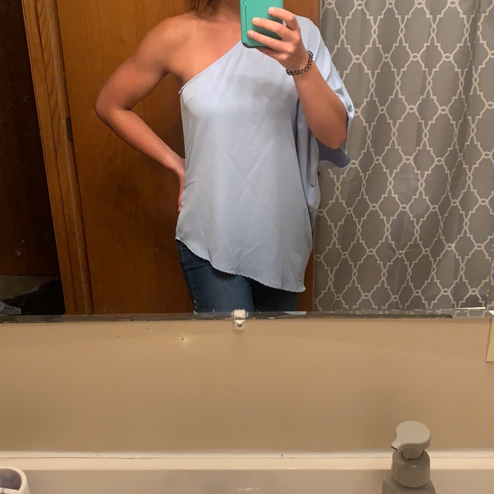 One sleeve shirt